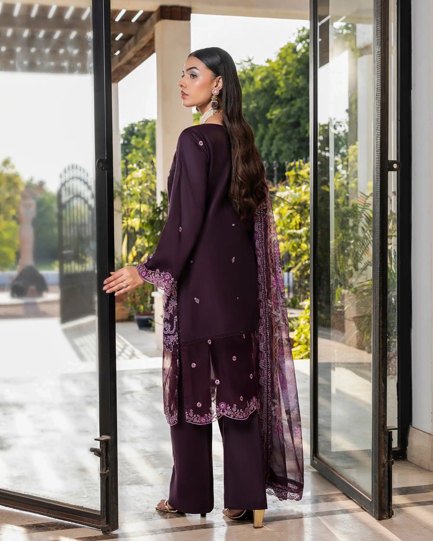 GP-LW-005 – Stitched 3-Piece Embroidered Lawn Suit with Digital Printed Dupatta