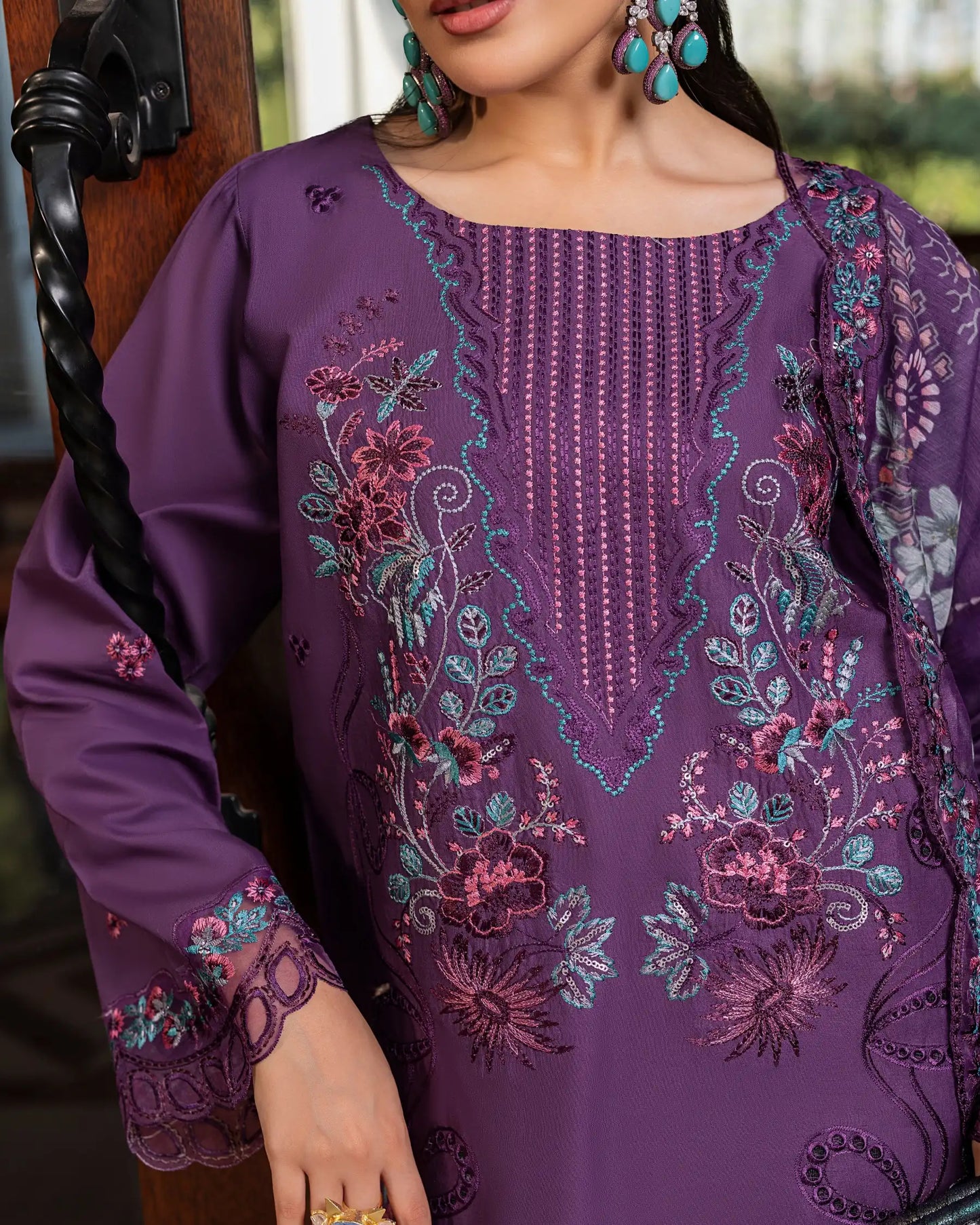 GP-LW-003 – Stitched 3-Piece Embroidered Lawn Suit with Digital Printed Dupatta