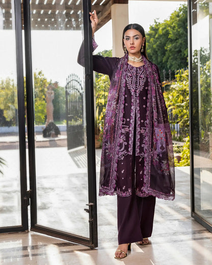 GP-LW-005 – Stitched 3-Piece Embroidered Lawn Suit with Digital Printed Dupatta